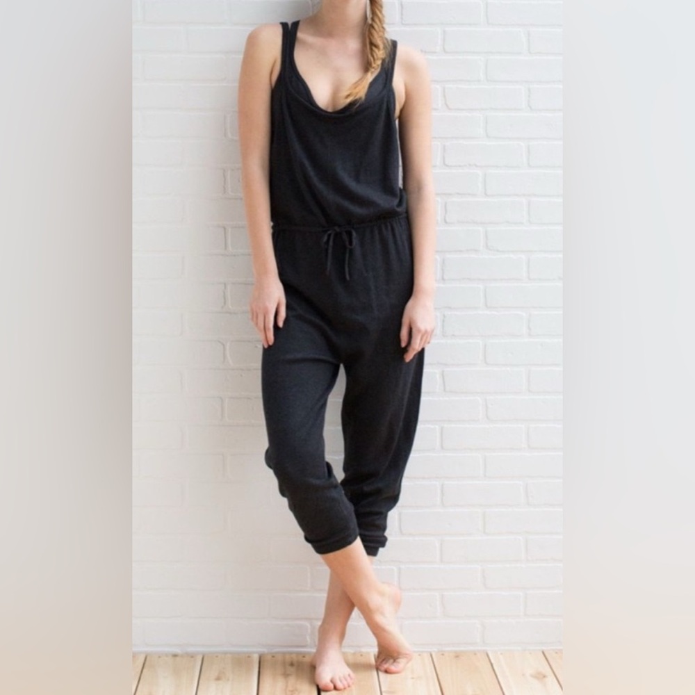 *Rare* Lululemon Cabin Onesie LE Black Knit Jumpsuit Loungewear 6